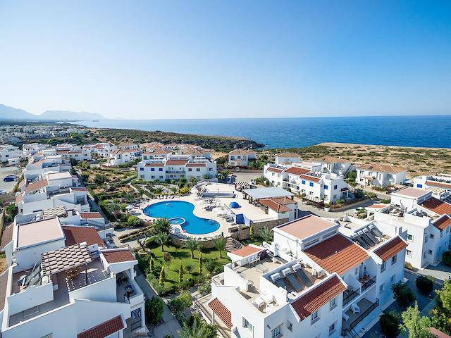 Turtle Bay Esentepe 2+1 Penthouse | 78 m² | Resale